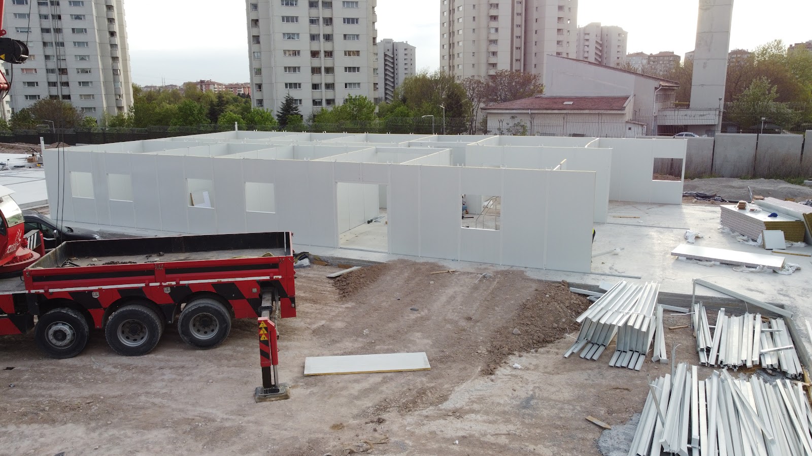 Ankara Rönesans Adliye Sarayı 3 katlı prefabrik ofis binası prefabrik hafif çelik proje - Preskon