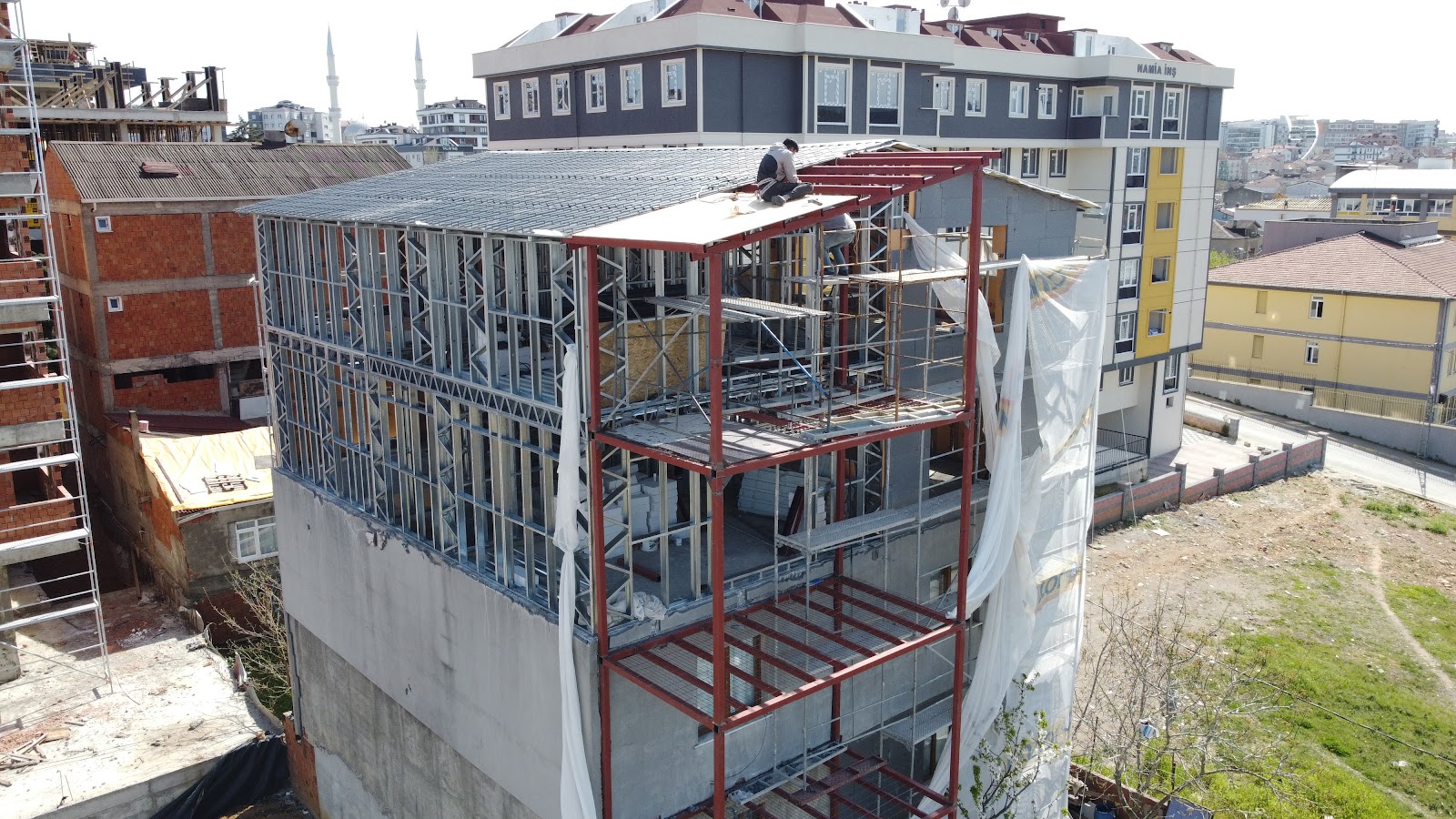 Sultanbeyli 150 m² hafif çelik betonarme çatı katı prefabrik hafif çelik proje - Preskon